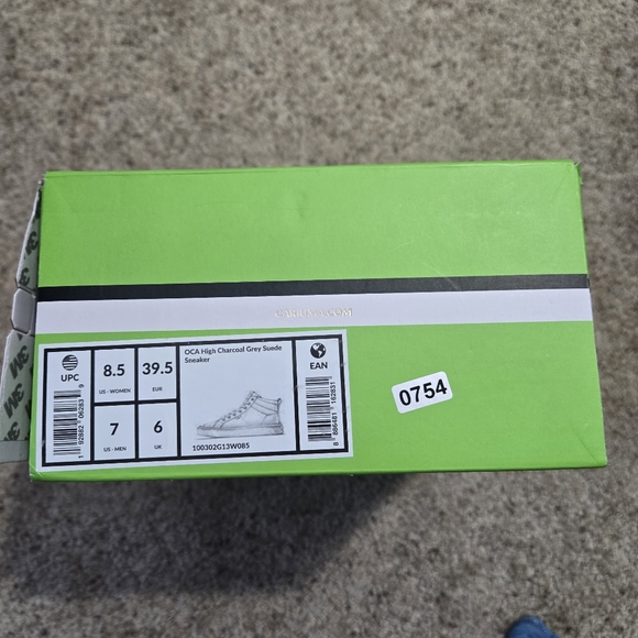 NIB Cariuma  OCA High Charcoal Grey Suede Sneaker - Picture 6 of 6
